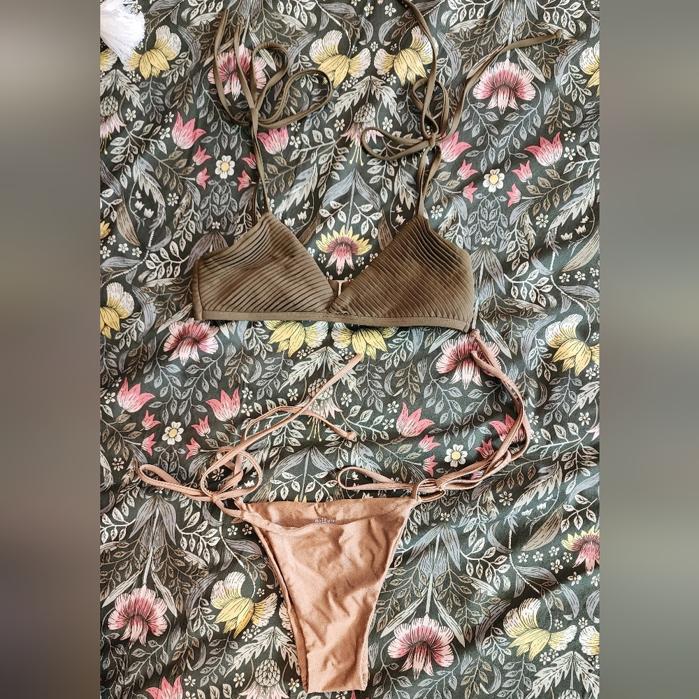 Sail on honey xs bikini set Roxy